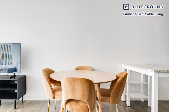 Photo - 2 Leighton St Unit FL4-ID1247