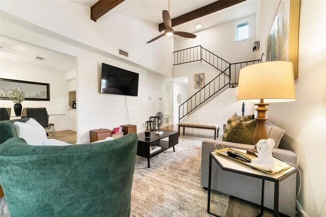 Photo - 2009 Kenneth Ave Unit A