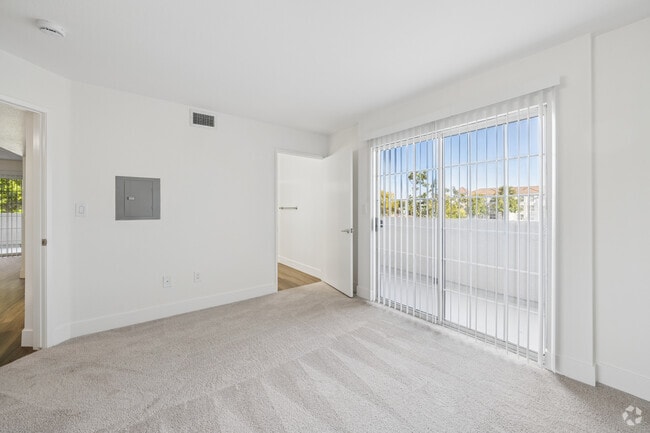 A1 - 1BR, 1BA - 940SF - Primary Bedroom - Park Regency Apartments