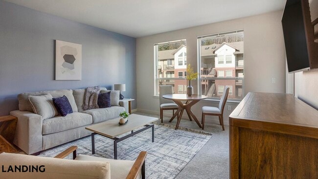Building Photo - 17500 25th Ave NE Unit GG204