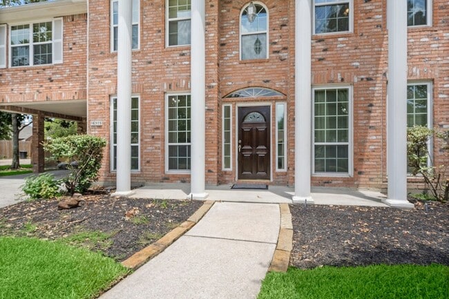 Photo - 16303 Lakestone Dr