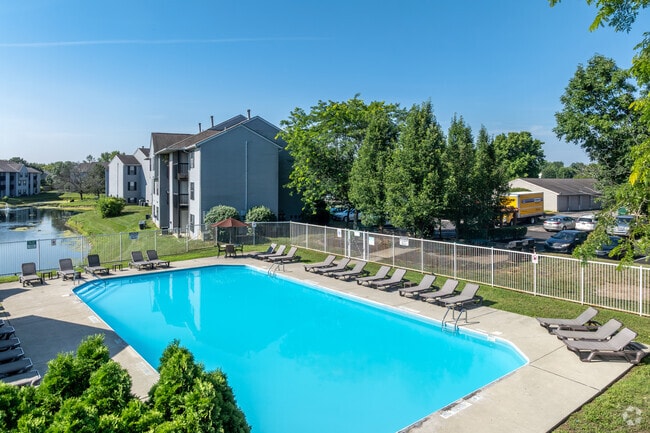 Outdoor Pool - Crystal Lake
