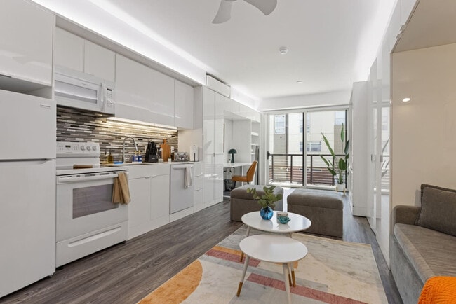 Building Photo - 12607 Larchmere Blvd Unit SI FL3-ID1335753P
