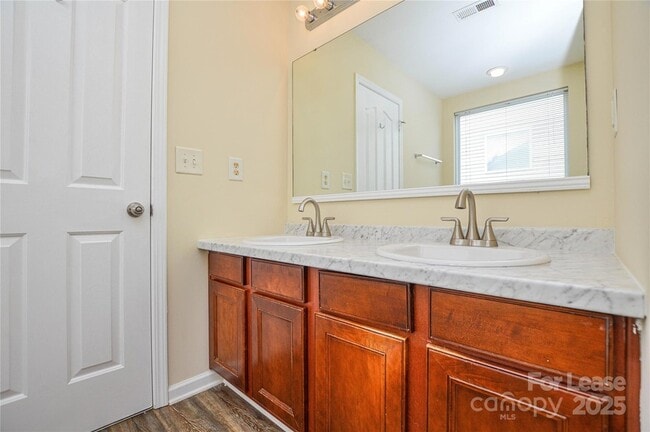 Photo - 6754 Sequoia Hills Dr