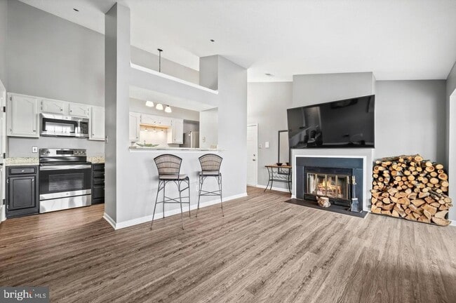 Photo - 611 Himes Ave Unit 109