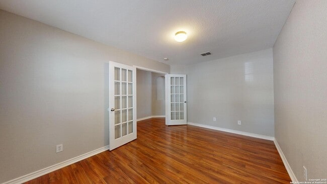 Photo - 9515 Boatman Pier