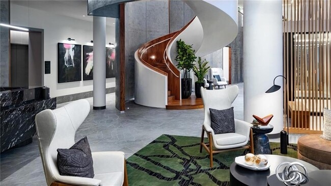 Photo - 1382 Peachtree St NE