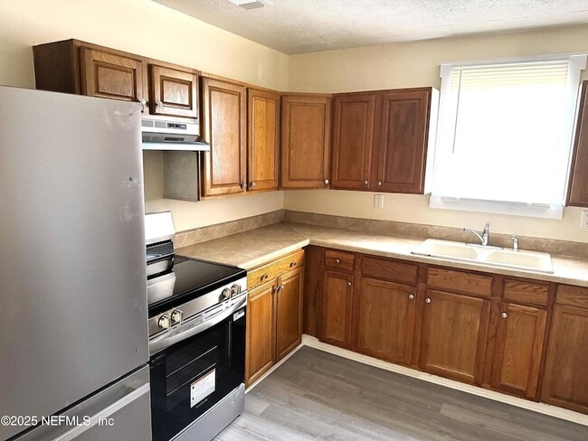 Photo - 4752 Post St