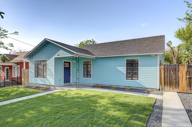 Photo - 515 Nolan St