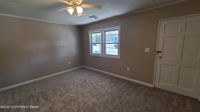 Photo - 194 Broad St