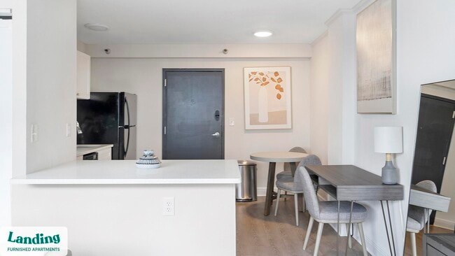 Photo - 305 Dr. M.L.K. Jr St S Unit 636.1404461