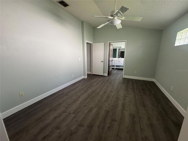 Photo - 10941 Mill Pond Way