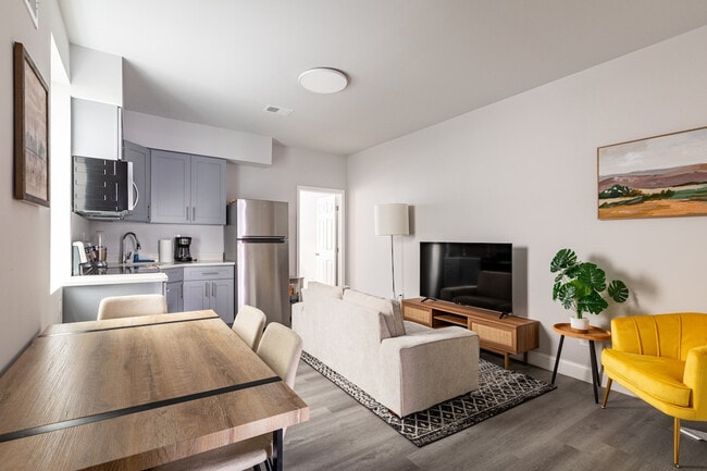 Building Photo - 1418 S 9th St Unit ID1314942P