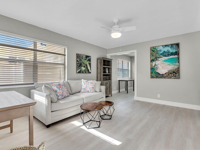 Building Photo - 318-320-320 Walnut St Unit ID1239362P