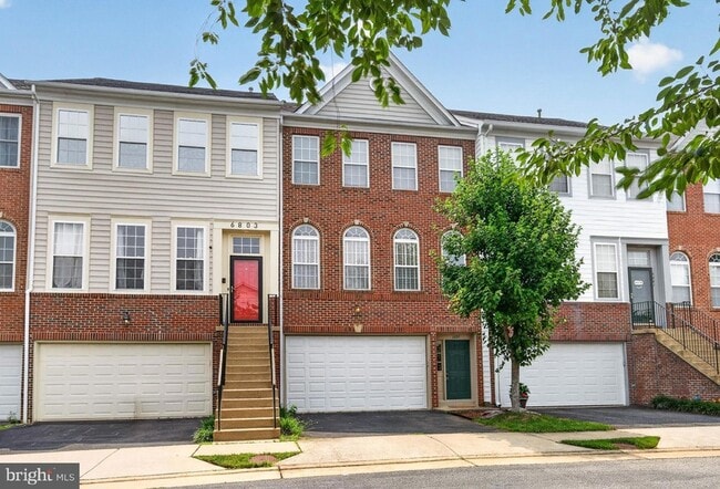 Building Photo - 6805 Oregano Ln