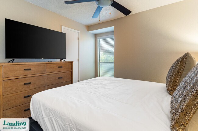 Photo - 711 Brentford Pl Unit 216