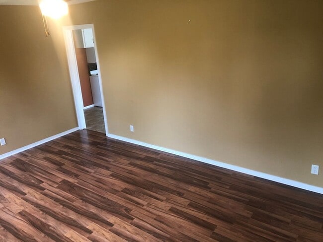 Photo - 1305 Raden Dr