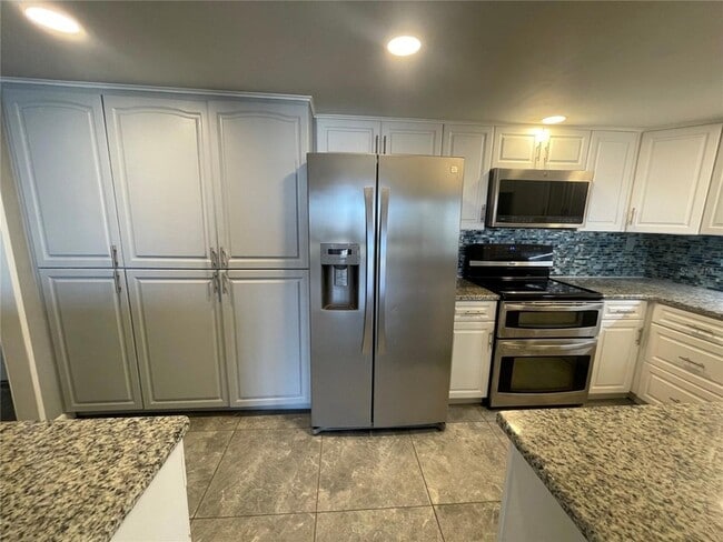 Photo - 400 Island Way Unit 505