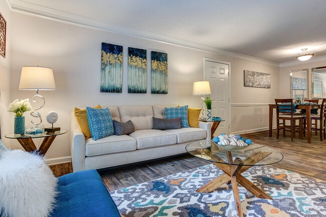 Photo - Deep River Pointe