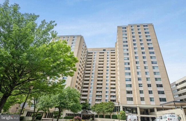 Photo - 4601 N Park Ave