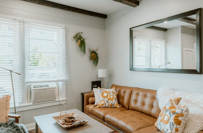 Photo - 646 NW 19th St Unit SI ID1624352P