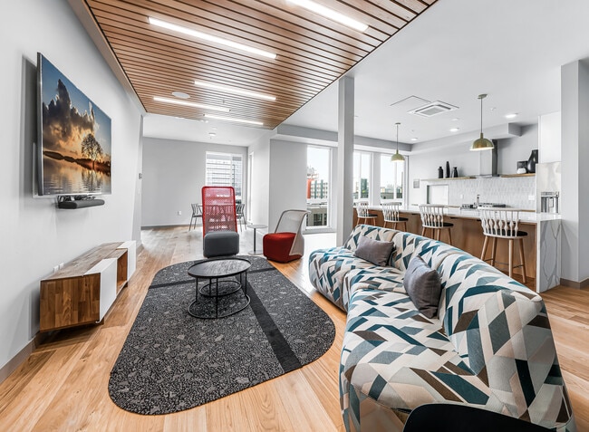 Photo - AMLI Spring District