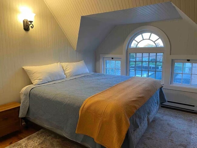 Photo - Thomas Edwards House