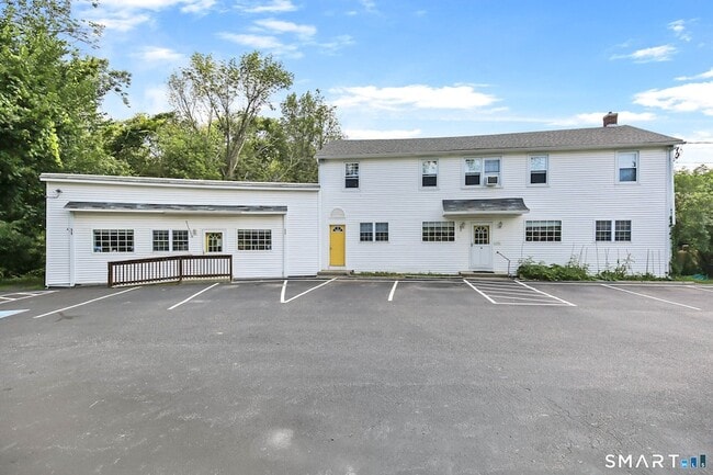 Building Photo - 1129 CT-169