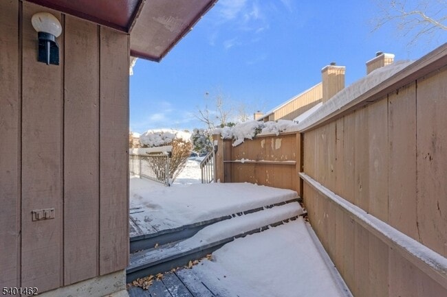 Photo - 117 Bluebird Dr