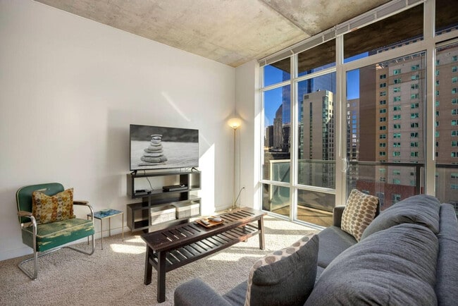 Photo - 930 15th St Unit ID1013131P