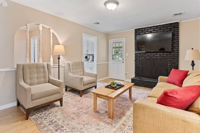 Building Photo - 564 Glade Park Loop Unit ID1043856P