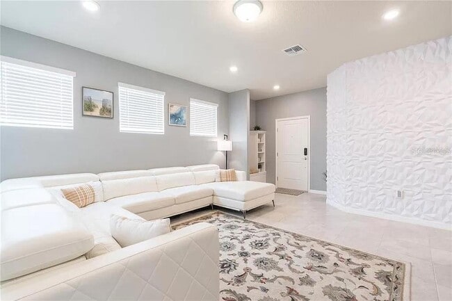 Photo - 7243 Oak Hammock Dr