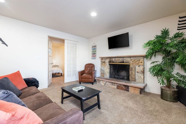 Photo - 2560 Cavalier Dr Unit SI ID1597553P
