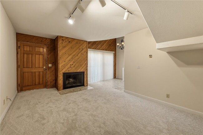 Photo - 23821 Hillhurst Dr Unit 38