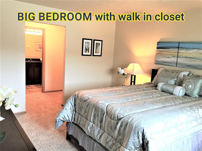 Photo - Beautiful 2 Bedroom, 2 Bathroom at Meadow Ridge Apartments