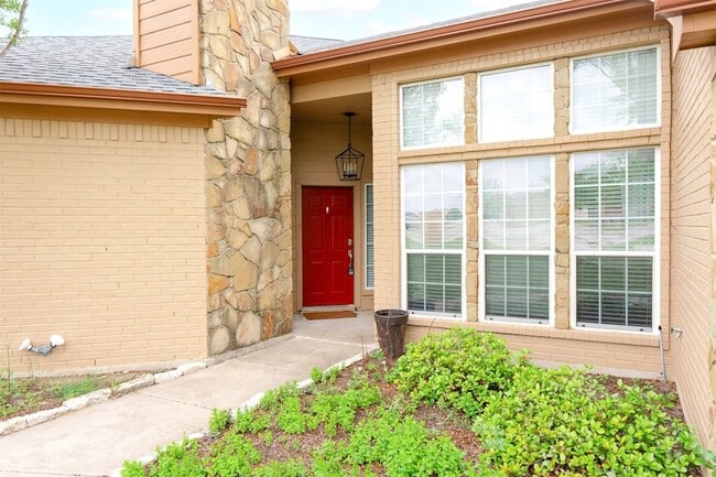 Photo - 115 Kenwick Ct