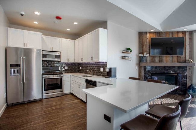 Photo - Orchard Village