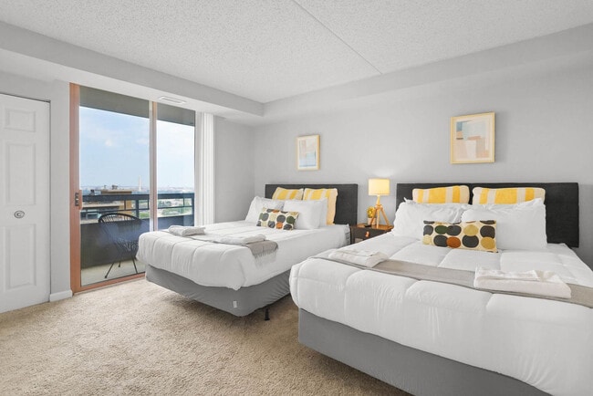 Photo - 401 12th St S Unit GO FL18-ID1022634P