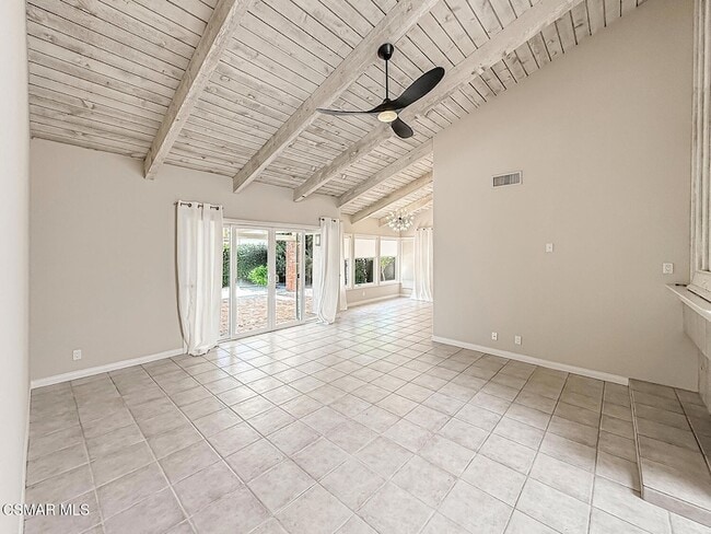 Photo - 1064 Barrow Ct