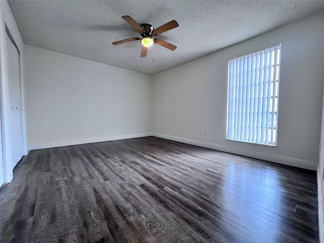 Photo - 1196 NW 40th Ave Unit 88-319