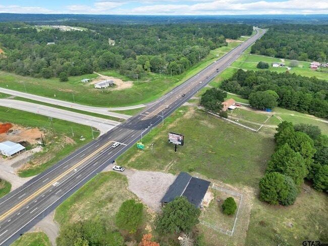 Photo - 19470 U.S. Hwy 69 N