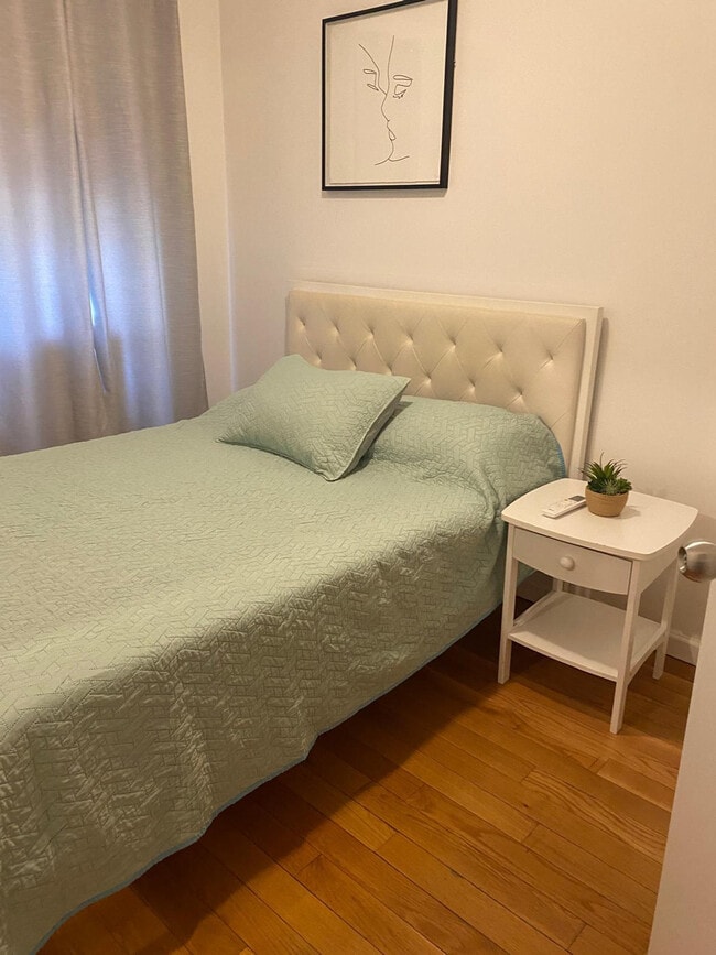 Photo - 708 E 44th St Unit FL2-ID1039013P