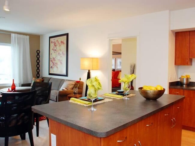 Photo - 10410 NE 2nd St Unit SI ID1506181P