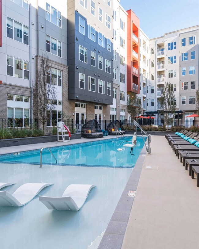 Photo - Station on Silver