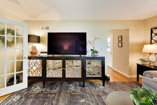 Photo - 1420 Marie St