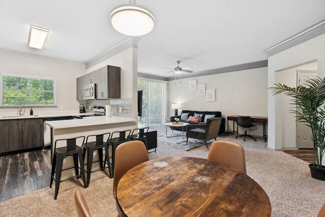 Photo - 12100 Metric Blvd Unit ID1343245P