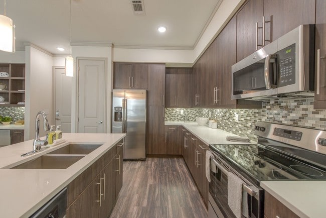 Photo - The Hamilton