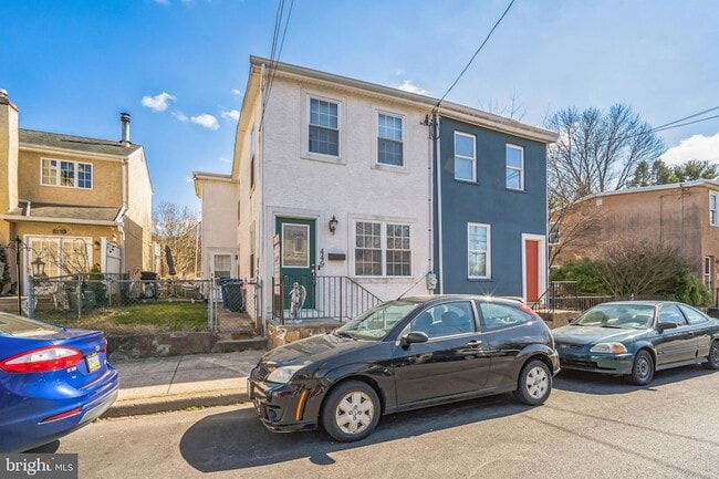 Photo - 449 Parker Ave