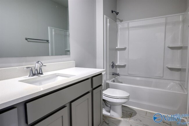 Photo - 206 Waylan Rdg Ln