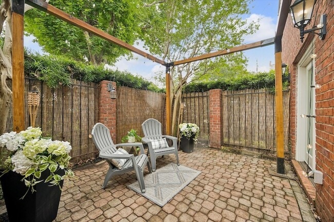Photo - 6013 Inwood Dr Unit A